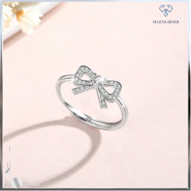 Nhẫn bạc nữ đính đá CZ hình chiếc nơ Arabella trực diện Nhẫn bạc nữ đính đá CZ hình chiếc nơ Arabella trực diện